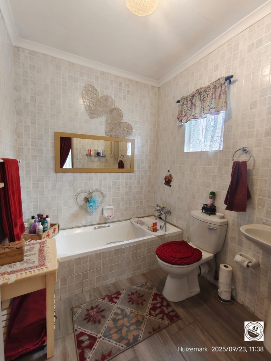 3 Bedroom Property for Sale in Vaalpark Free State